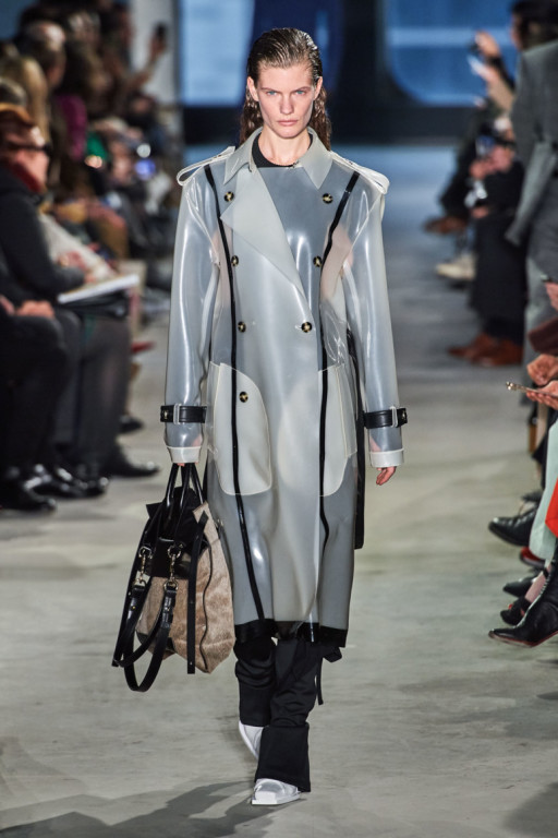 Модные женские пальто осень 2019, пальто осень-зима 2019-2020, пластиковое пальто